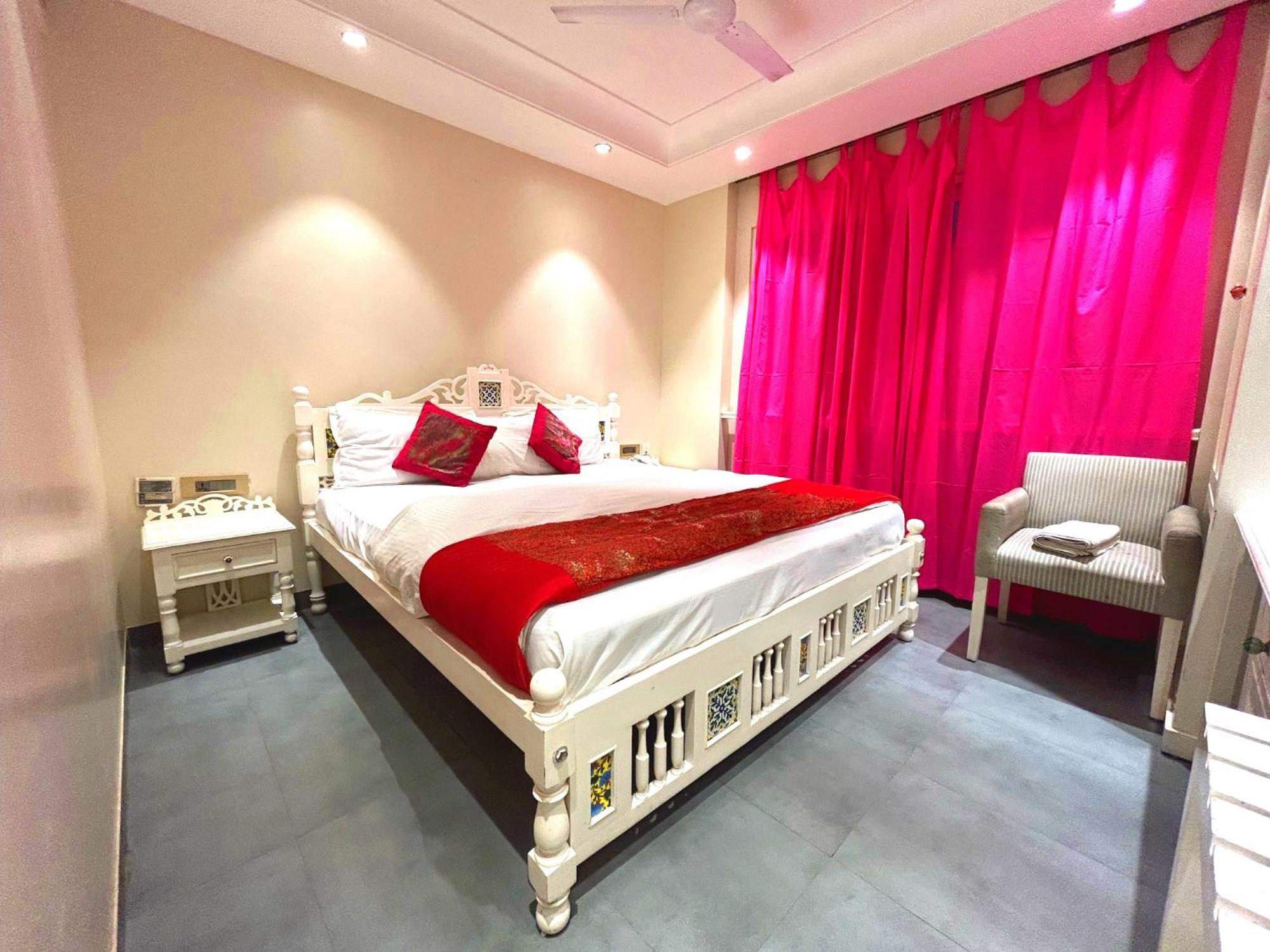 The Pinky Villa - Heritage Boutique Suites New Delhi Extérieur photo