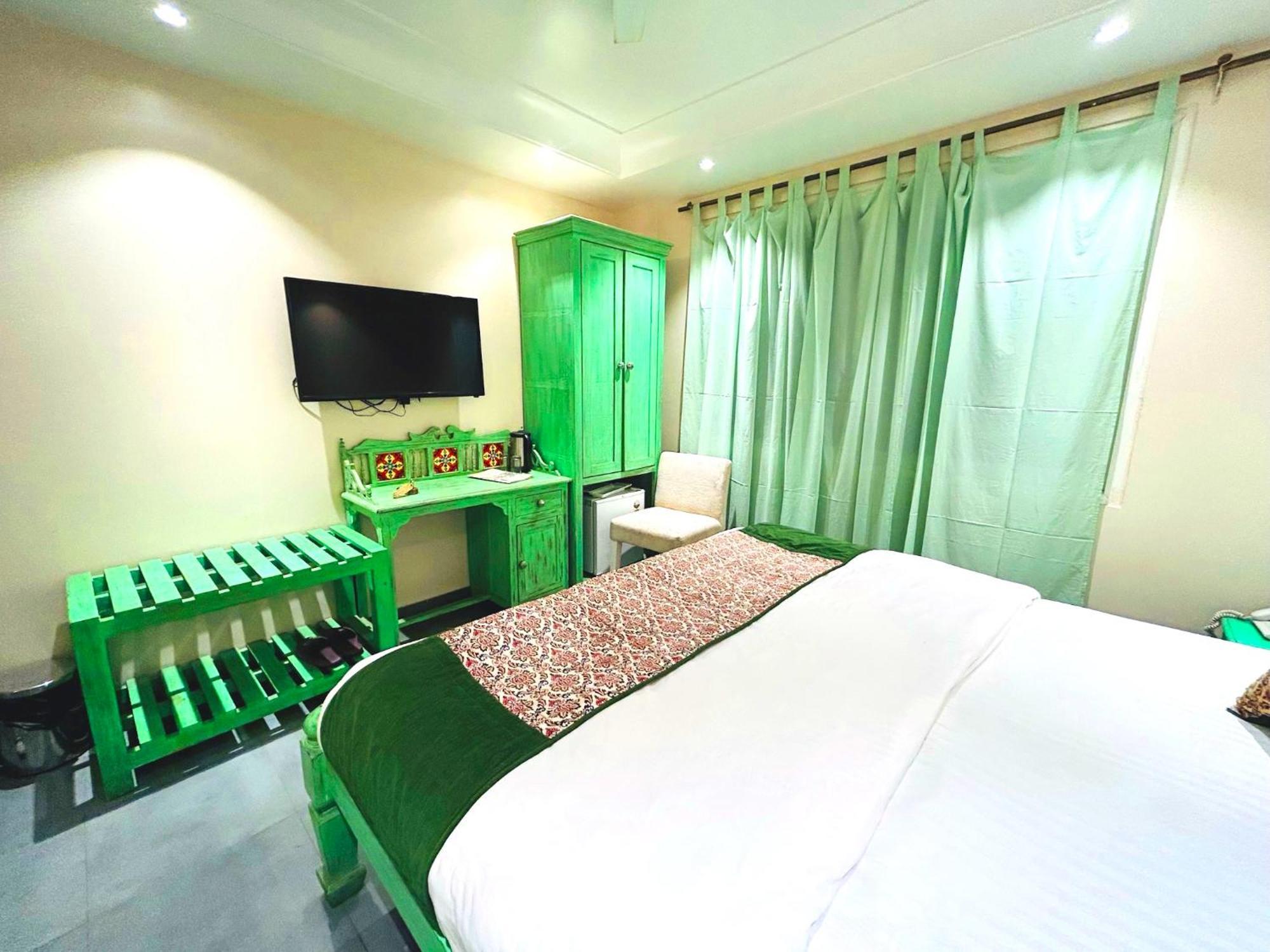 The Pinky Villa - Heritage Boutique Suites New Delhi Extérieur photo
