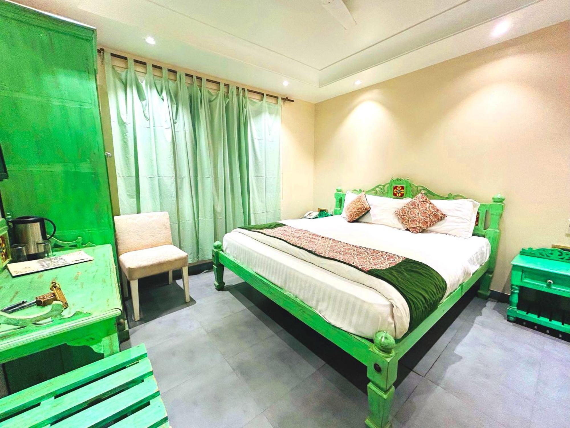 The Pinky Villa - Heritage Boutique Suites New Delhi Extérieur photo