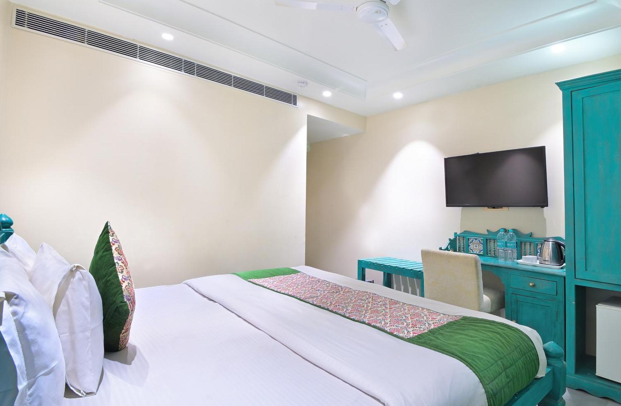 The Pinky Villa - Heritage Boutique Suites New Delhi Extérieur photo