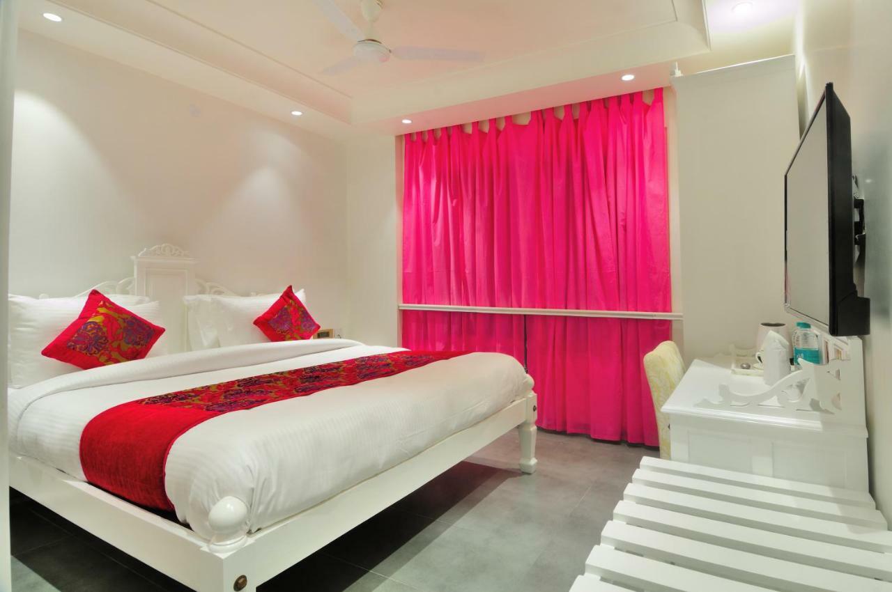 The Pinky Villa - Heritage Boutique Suites New Delhi Extérieur photo