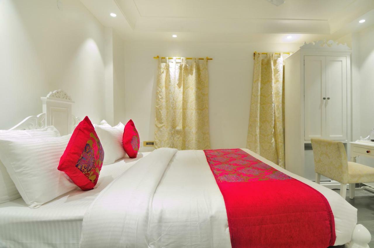 The Pinky Villa - Heritage Boutique Suites New Delhi Extérieur photo